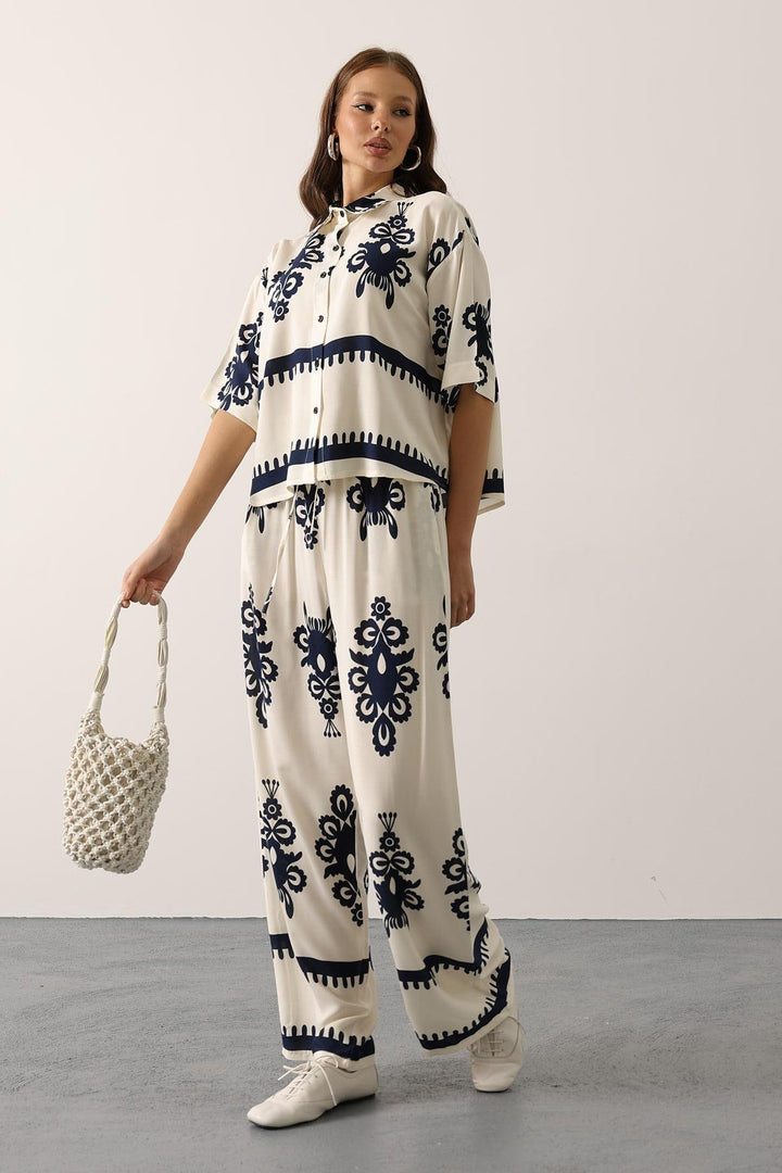 Blue Stylish Floral Set For Spring Summer